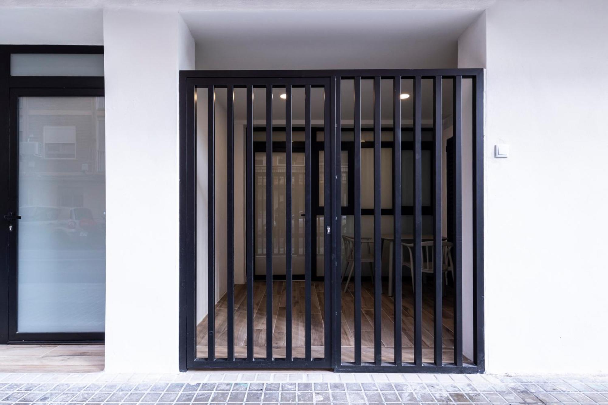 Cortes Suites By Concept Flats Βαλένθια Εξωτερικό φωτογραφία