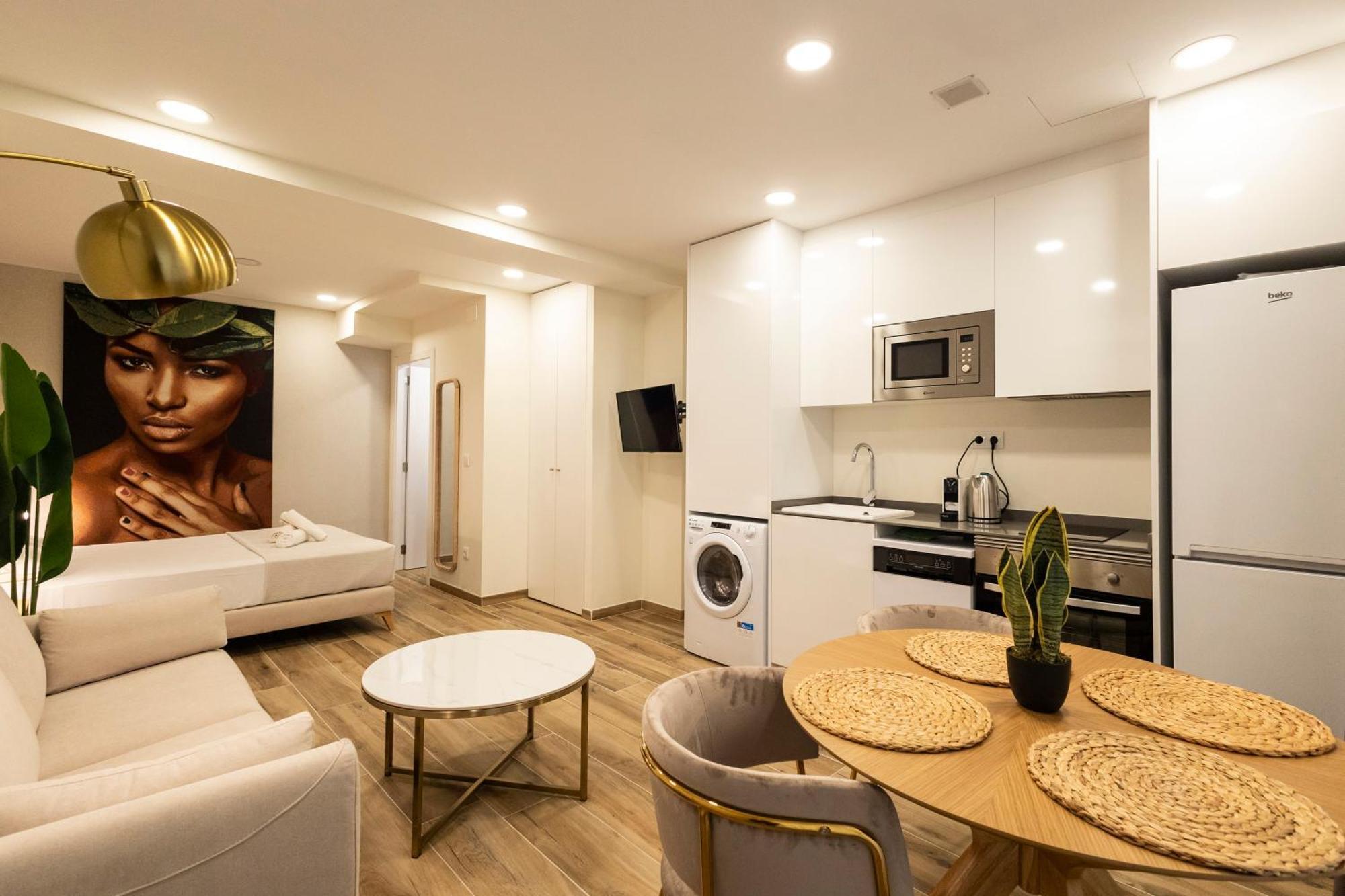 Cortes Suites By Concept Flats Βαλένθια Εξωτερικό φωτογραφία