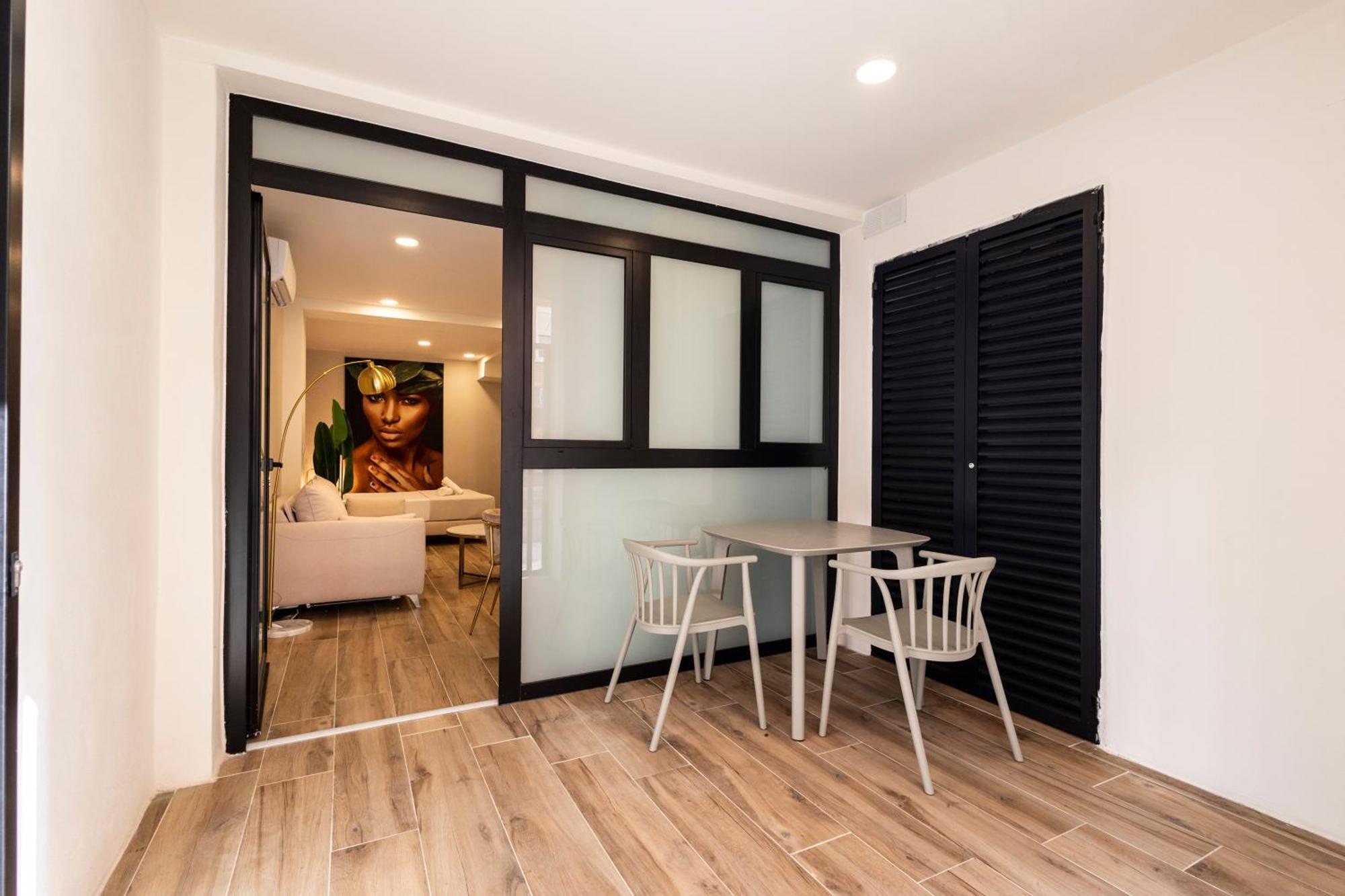 Cortes Suites By Concept Flats Βαλένθια Εξωτερικό φωτογραφία