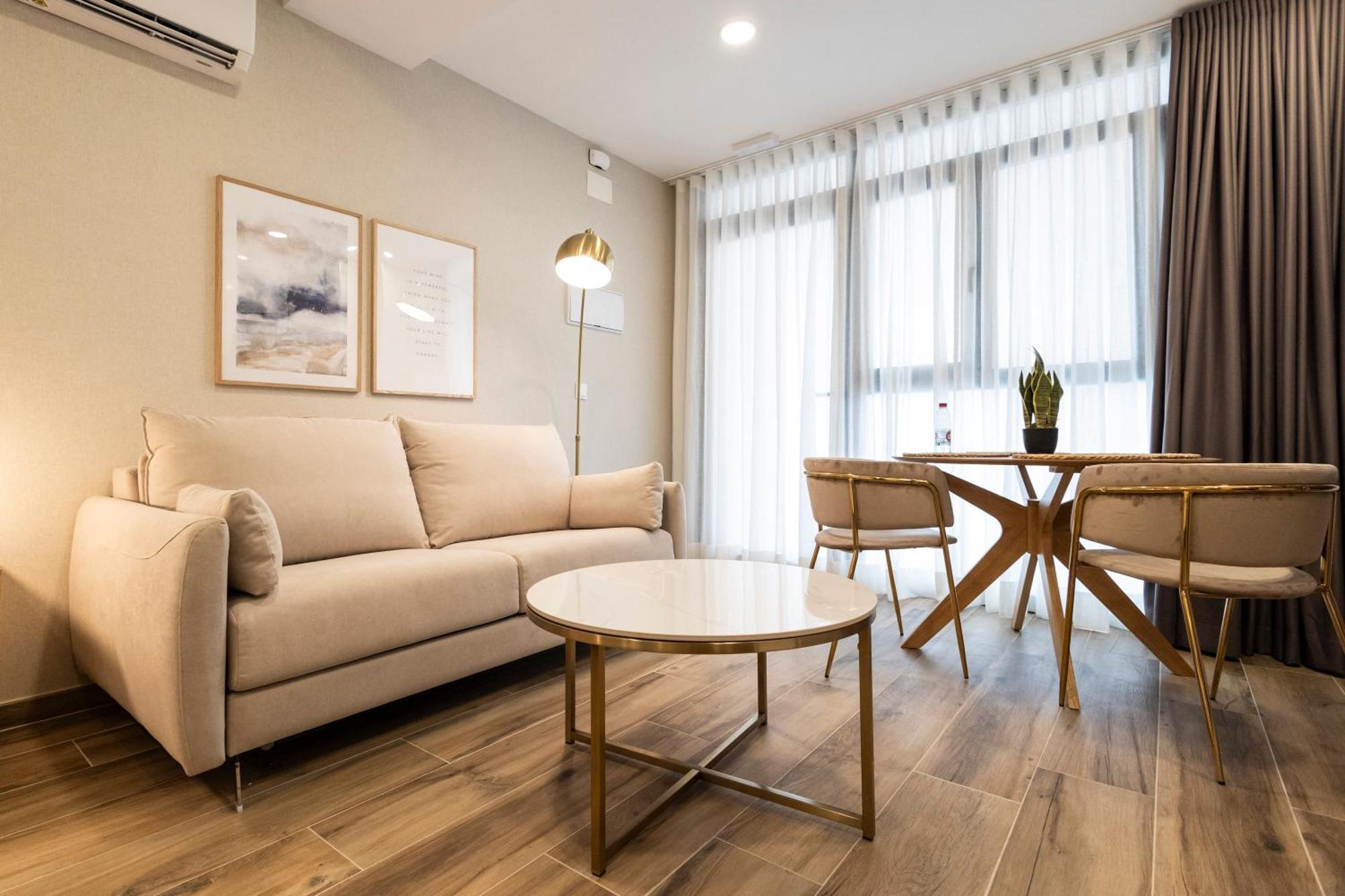 Cortes Suites By Concept Flats Βαλένθια Εξωτερικό φωτογραφία