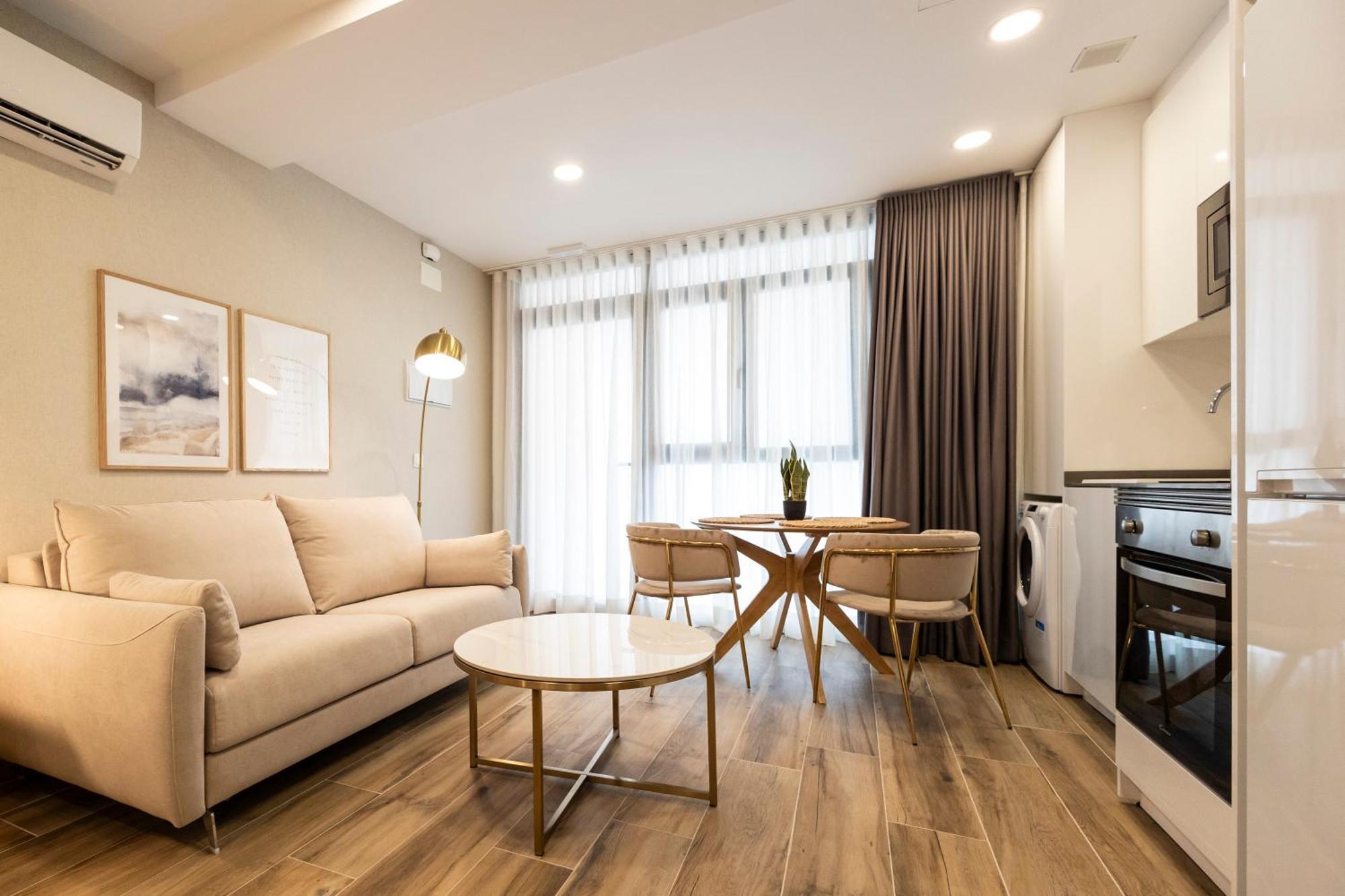 Cortes Suites By Concept Flats Βαλένθια Εξωτερικό φωτογραφία