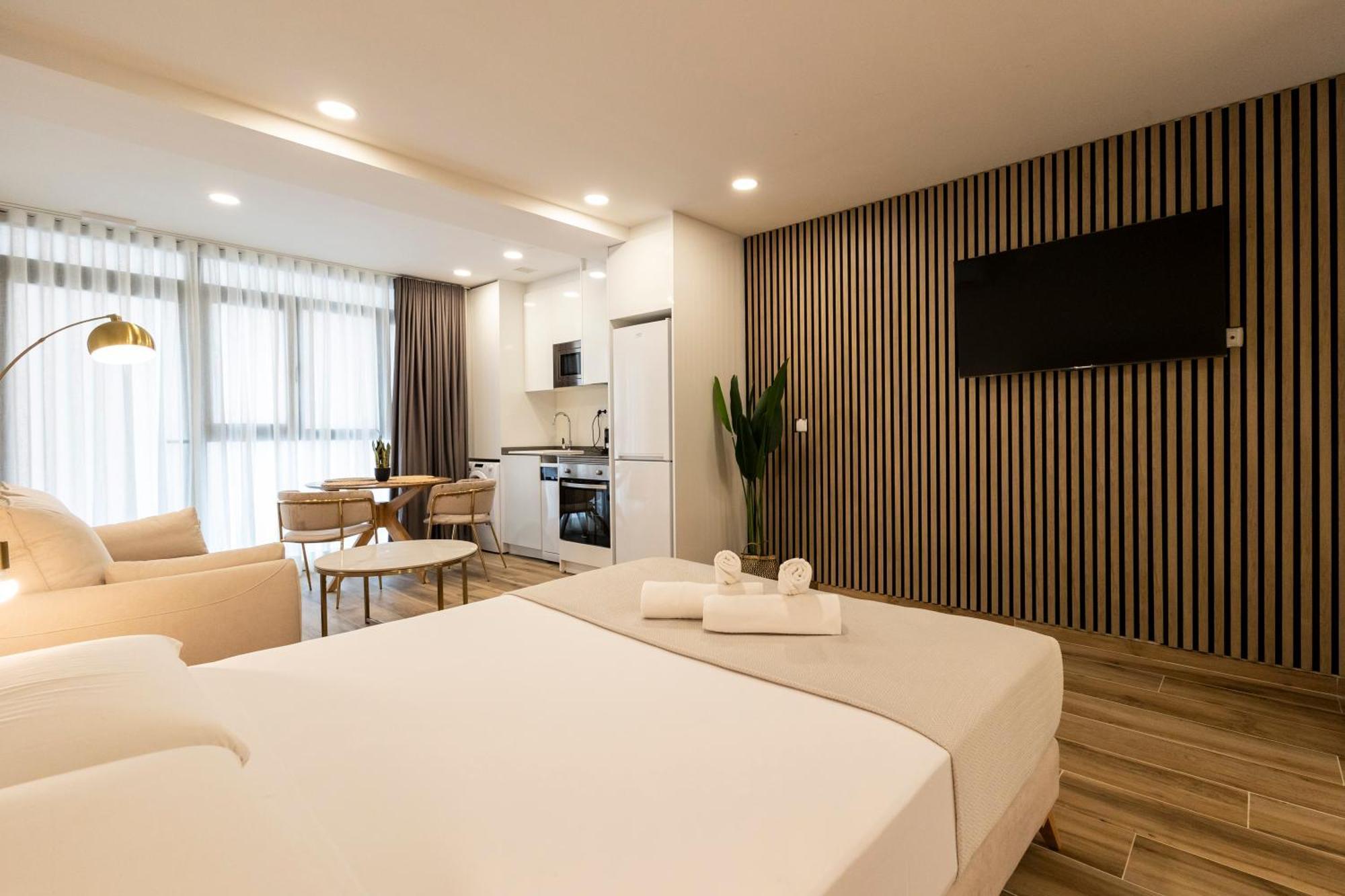 Cortes Suites By Concept Flats Βαλένθια Εξωτερικό φωτογραφία