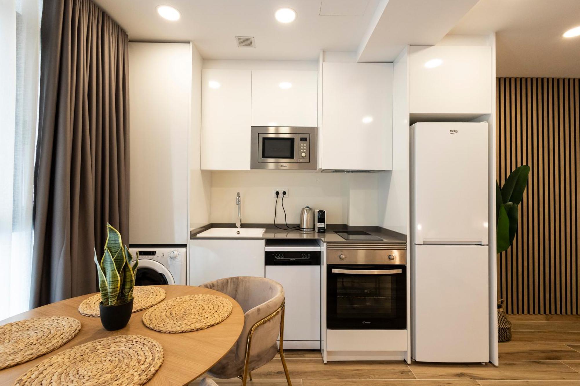 Cortes Suites By Concept Flats Βαλένθια Εξωτερικό φωτογραφία